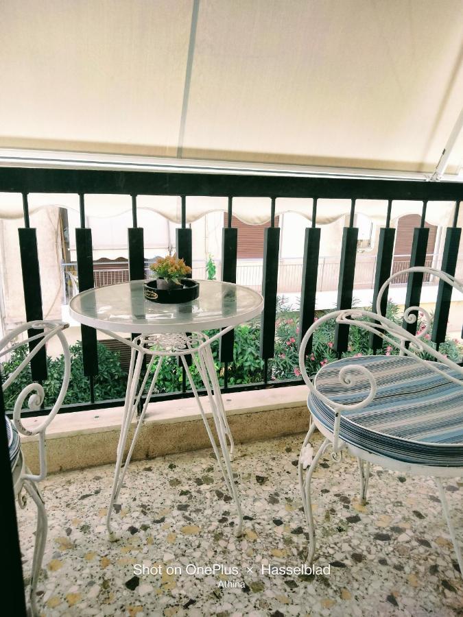 Modern-Lux Central 1 Bedroom Condo Athens Luaran gambar